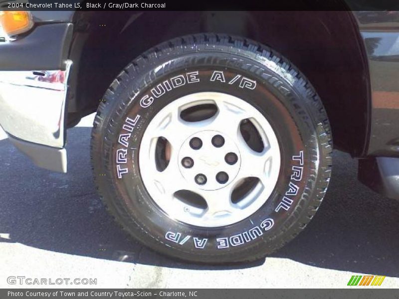 Black / Gray/Dark Charcoal 2004 Chevrolet Tahoe LS