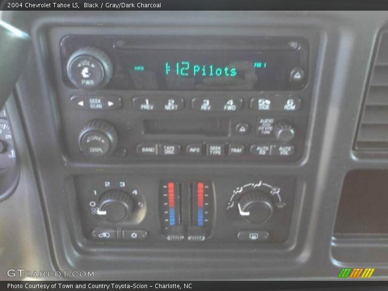 Black / Gray/Dark Charcoal 2004 Chevrolet Tahoe LS