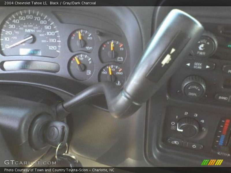 Black / Gray/Dark Charcoal 2004 Chevrolet Tahoe LS