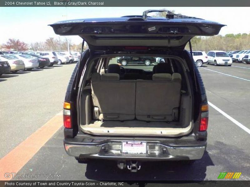 Black / Gray/Dark Charcoal 2004 Chevrolet Tahoe LS