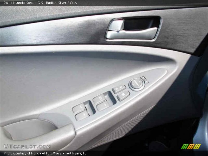 Radiant Silver / Gray 2011 Hyundai Sonata GLS