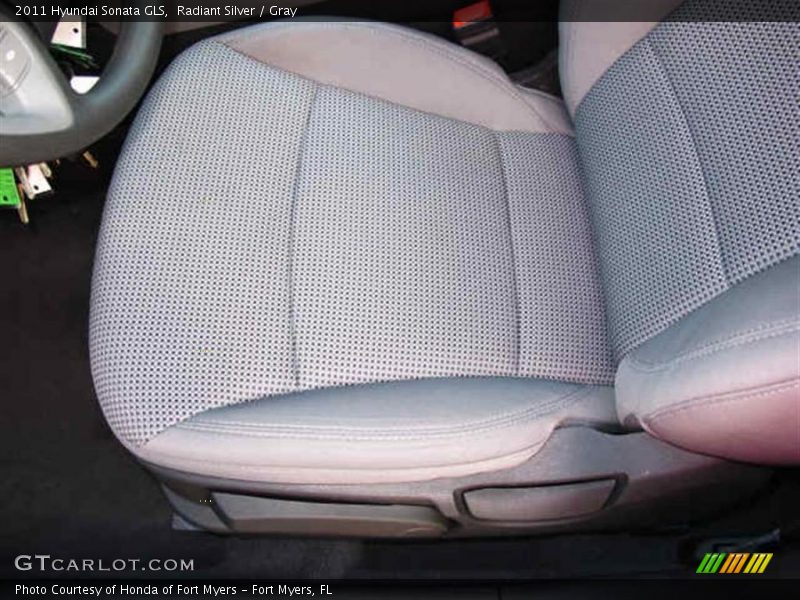 Radiant Silver / Gray 2011 Hyundai Sonata GLS