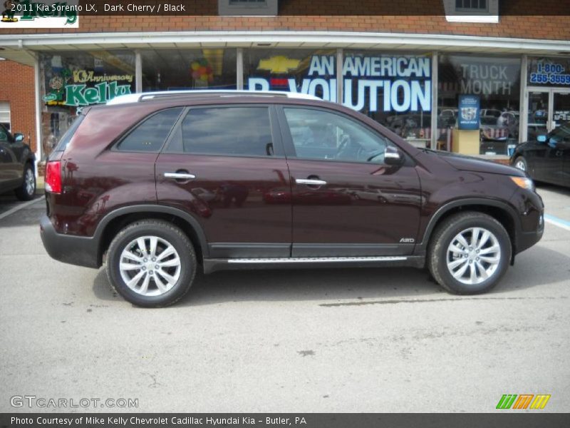 Dark Cherry / Black 2011 Kia Sorento LX