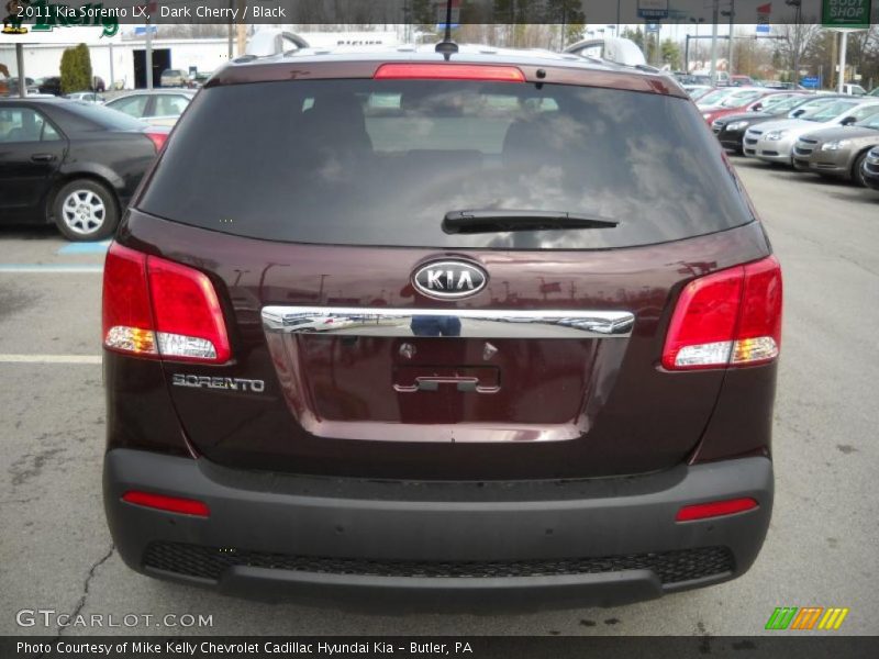 Dark Cherry / Black 2011 Kia Sorento LX