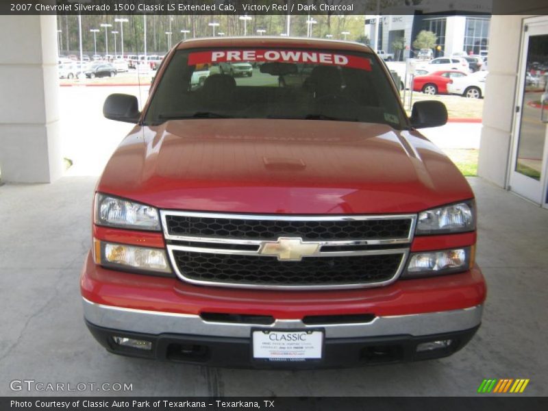 Victory Red / Dark Charcoal 2007 Chevrolet Silverado 1500 Classic LS Extended Cab