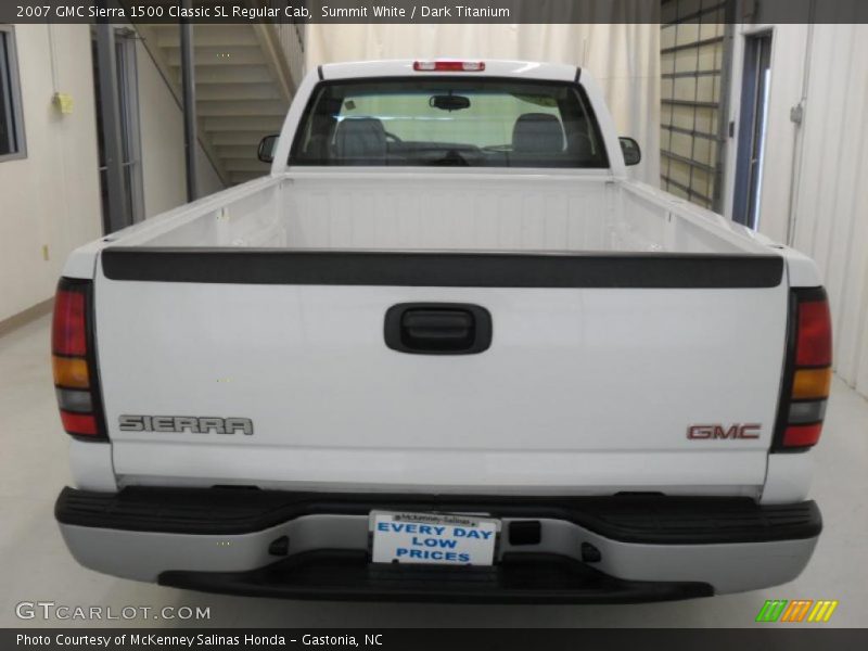 Summit White / Dark Titanium 2007 GMC Sierra 1500 Classic SL Regular Cab