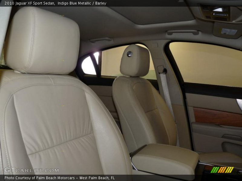 Indigo Blue Metallic / Barley 2010 Jaguar XF Sport Sedan