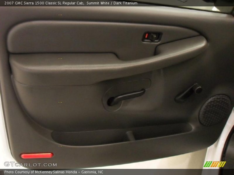 Summit White / Dark Titanium 2007 GMC Sierra 1500 Classic SL Regular Cab