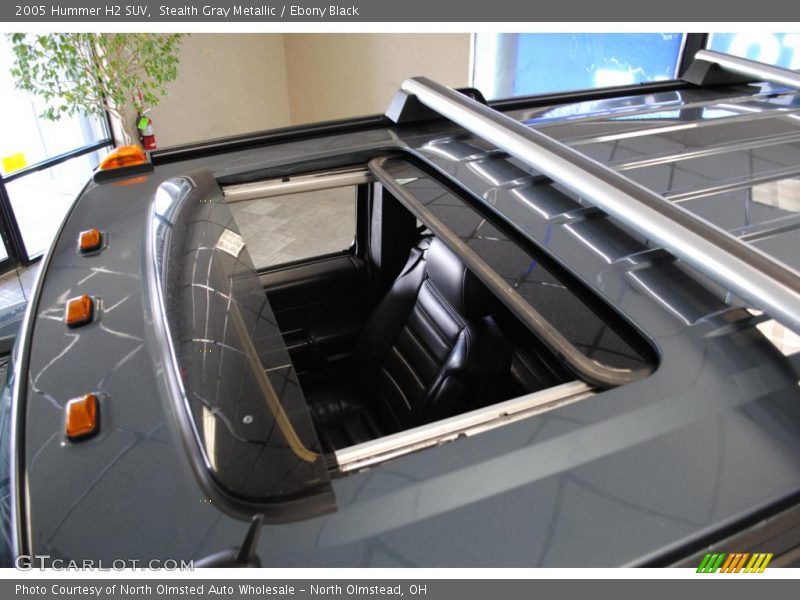 Stealth Gray Metallic / Ebony Black 2005 Hummer H2 SUV
