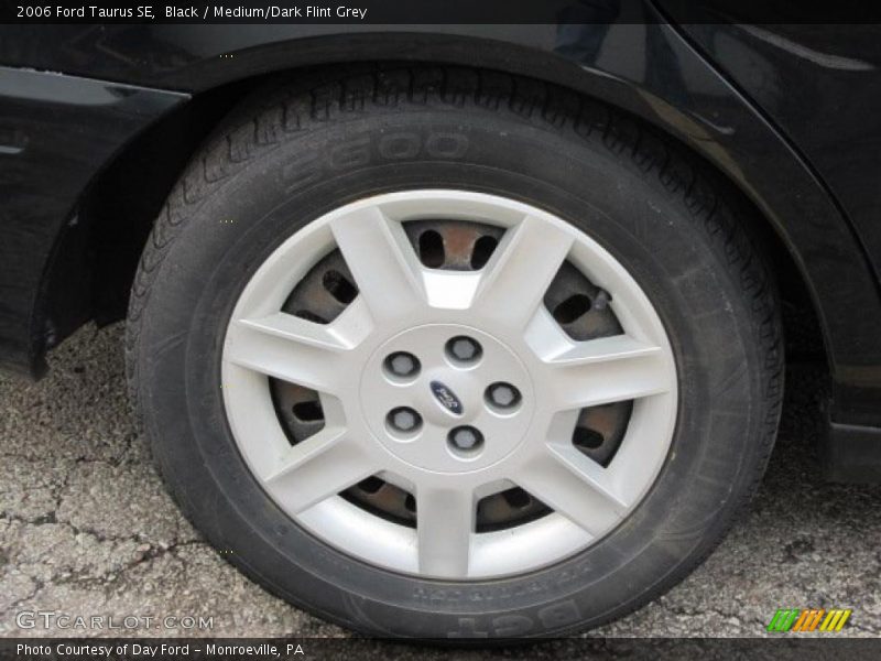 Black / Medium/Dark Flint Grey 2006 Ford Taurus SE
