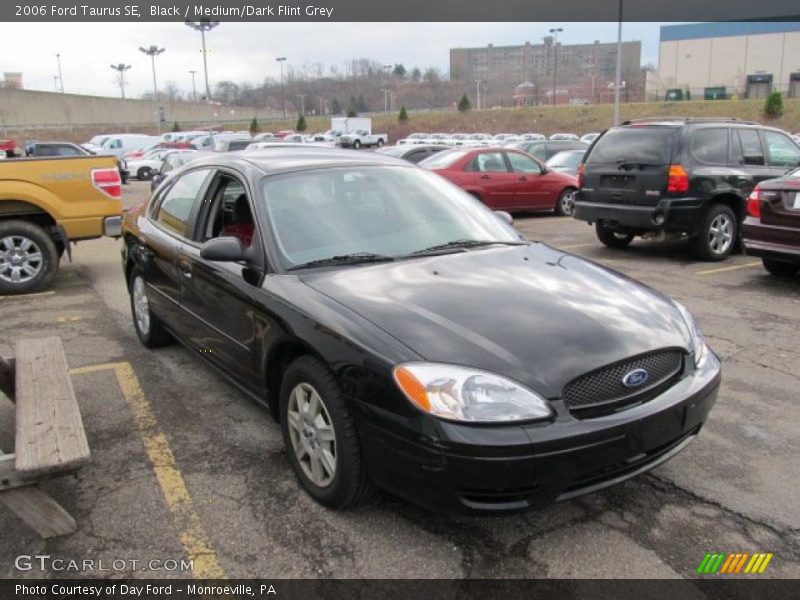 Black / Medium/Dark Flint Grey 2006 Ford Taurus SE