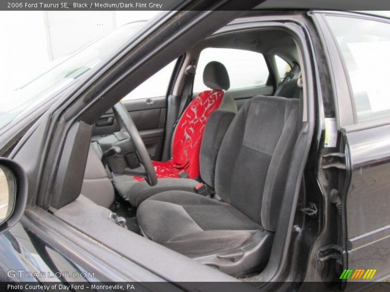 Black / Medium/Dark Flint Grey 2006 Ford Taurus SE