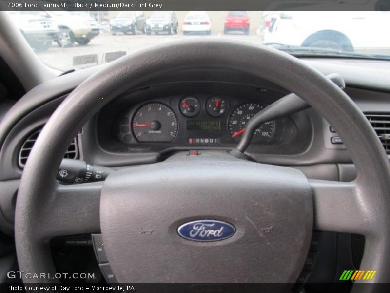 Black / Medium/Dark Flint Grey 2006 Ford Taurus SE