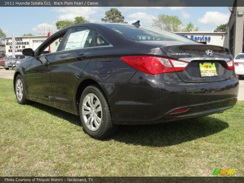 Black Plum Pearl / Camel 2011 Hyundai Sonata GLS