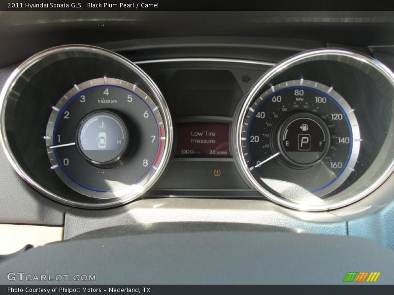 Black Plum Pearl / Camel 2011 Hyundai Sonata GLS