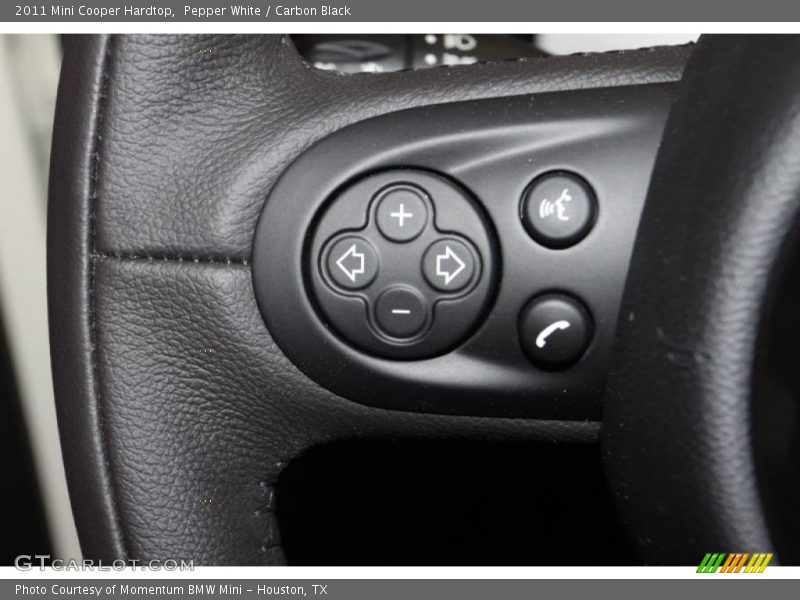 Pepper White / Carbon Black 2011 Mini Cooper Hardtop