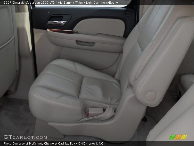 Summit White / Light Cashmere/Ebony 2007 Chevrolet Suburban 1500 LTZ 4x4