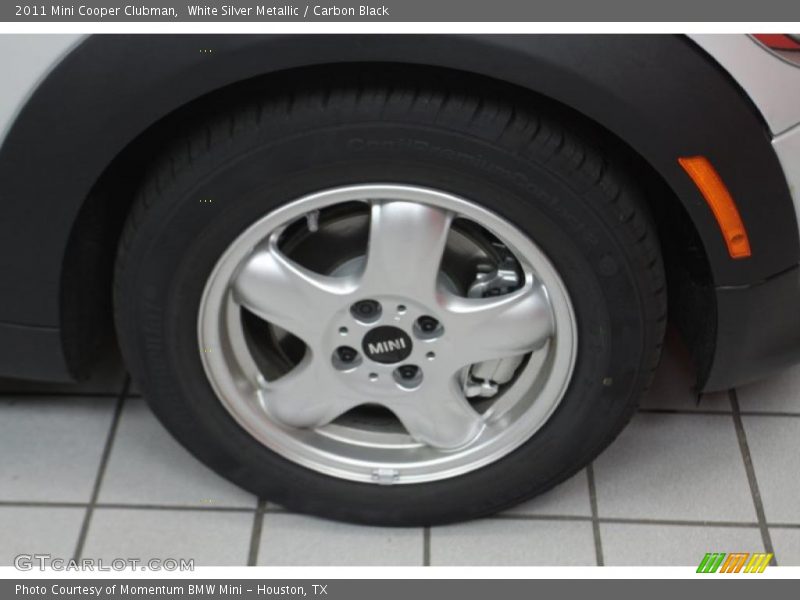 White Silver Metallic / Carbon Black 2011 Mini Cooper Clubman