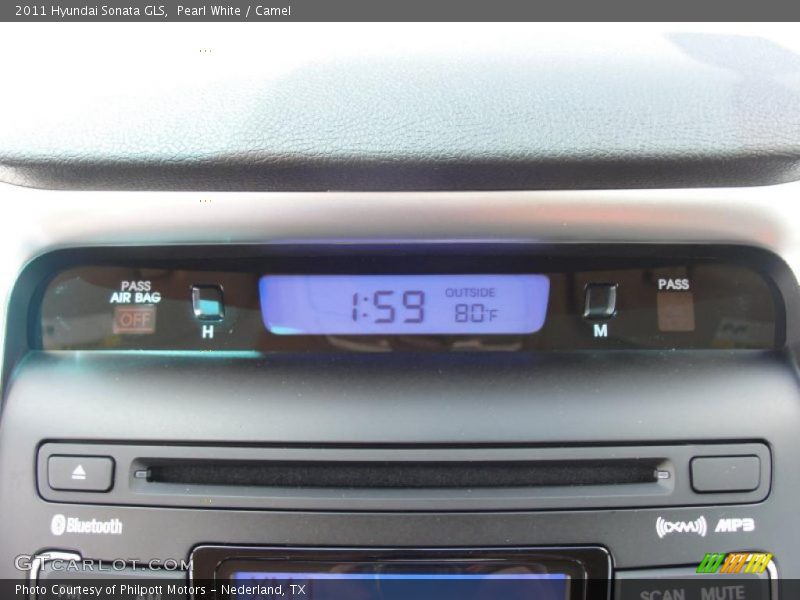 Pearl White / Camel 2011 Hyundai Sonata GLS