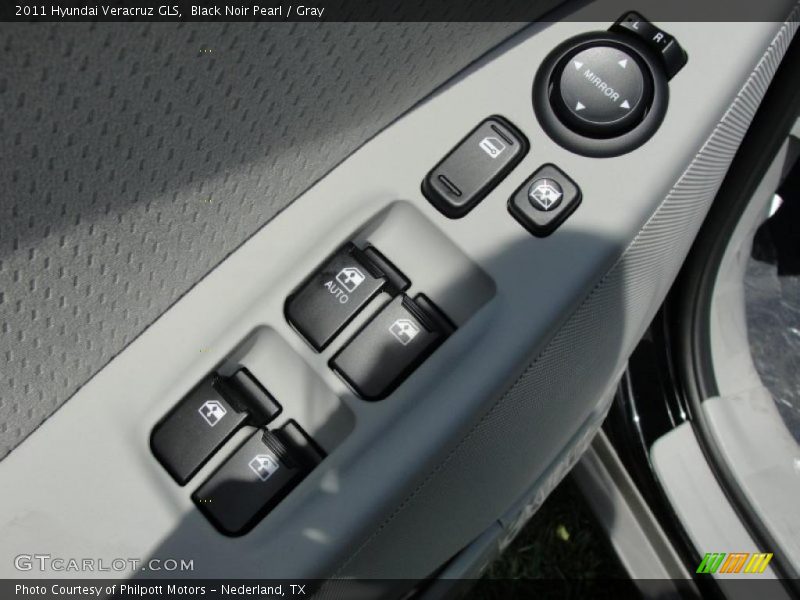 Black Noir Pearl / Gray 2011 Hyundai Veracruz GLS
