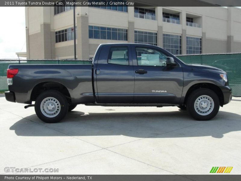 Magnetic Gray Metallic / Graphite Gray 2011 Toyota Tundra Double Cab