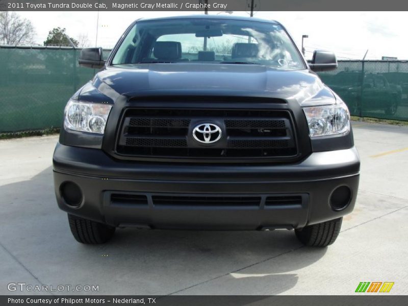 Magnetic Gray Metallic / Graphite Gray 2011 Toyota Tundra Double Cab