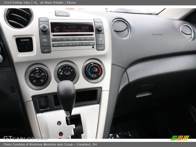 Jet Black Metallic / Ebony 2010 Pontiac Vibe 2.4L