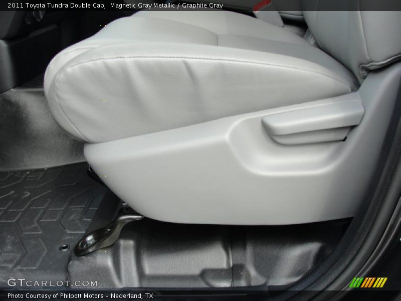 Magnetic Gray Metallic / Graphite Gray 2011 Toyota Tundra Double Cab