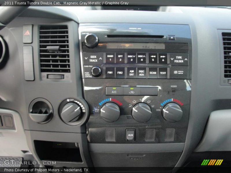 Magnetic Gray Metallic / Graphite Gray 2011 Toyota Tundra Double Cab
