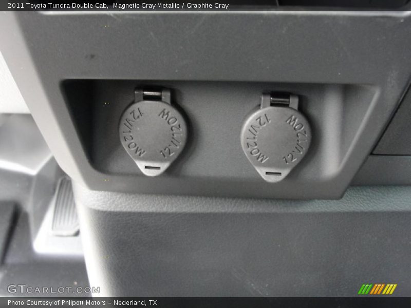 Magnetic Gray Metallic / Graphite Gray 2011 Toyota Tundra Double Cab