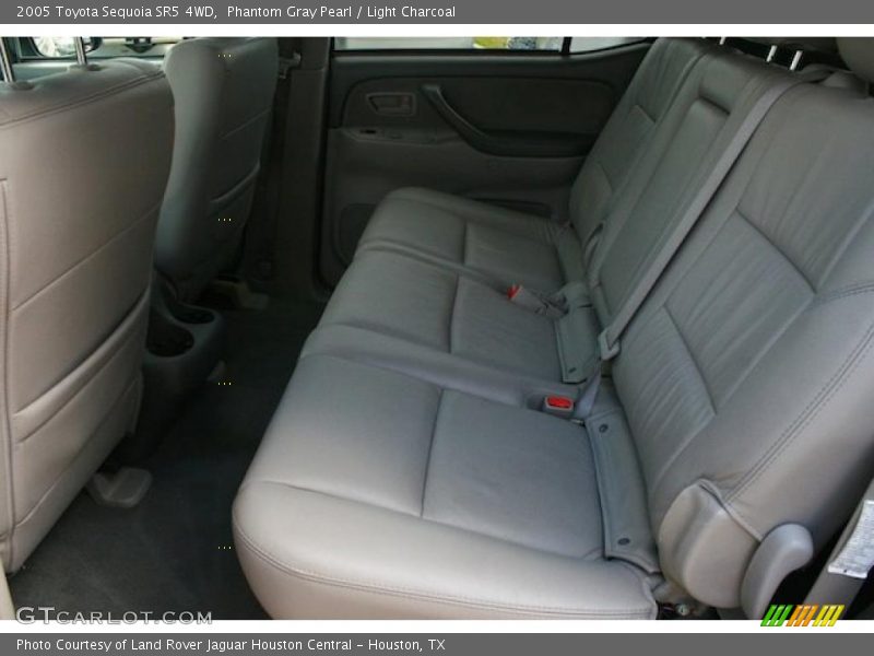  2005 Sequoia SR5 4WD Light Charcoal Interior