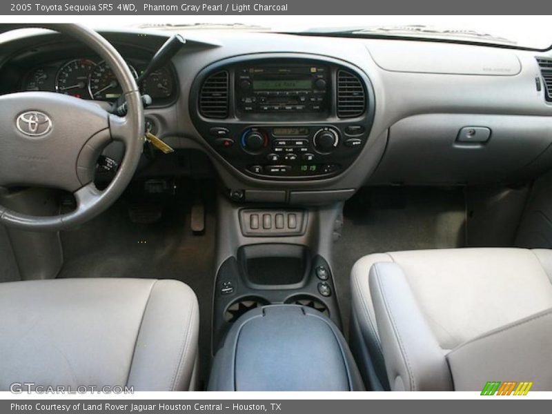 Dashboard of 2005 Sequoia SR5 4WD
