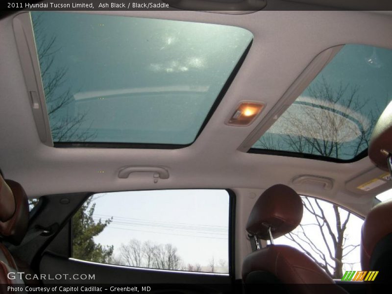 Sunroof of 2011 Tucson Limited