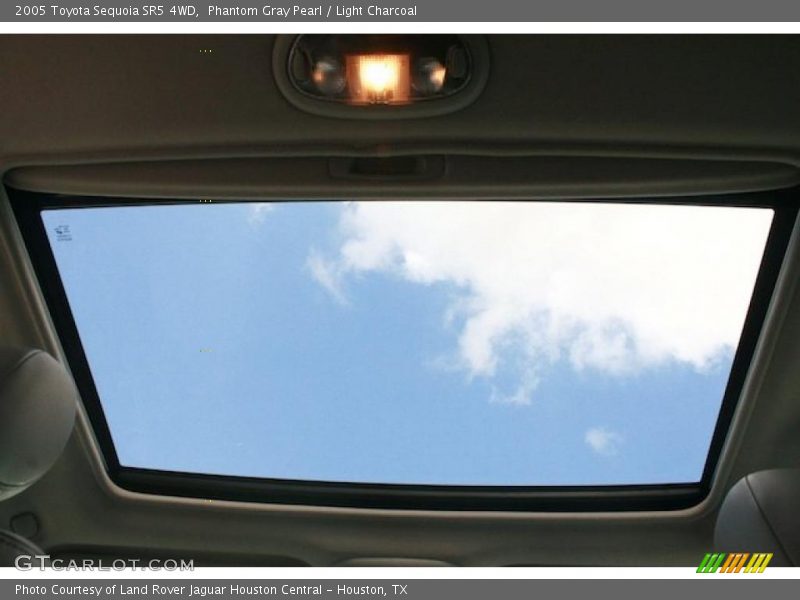 Sunroof of 2005 Sequoia SR5 4WD