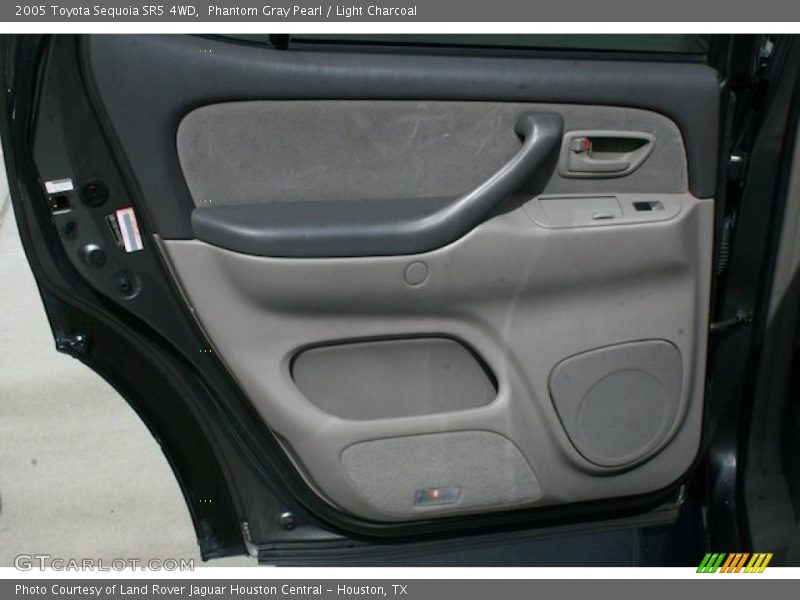 Phantom Gray Pearl / Light Charcoal 2005 Toyota Sequoia SR5 4WD