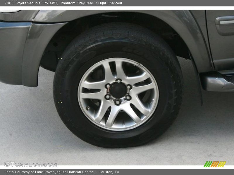 Phantom Gray Pearl / Light Charcoal 2005 Toyota Sequoia SR5 4WD