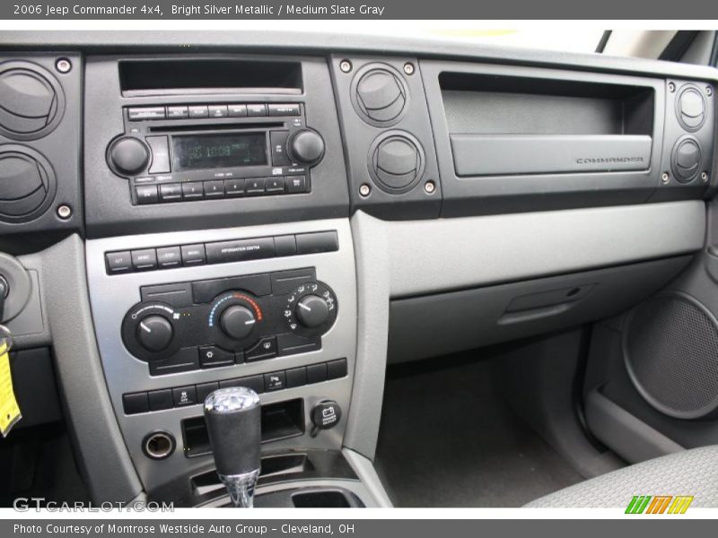 Bright Silver Metallic / Medium Slate Gray 2006 Jeep Commander 4x4
