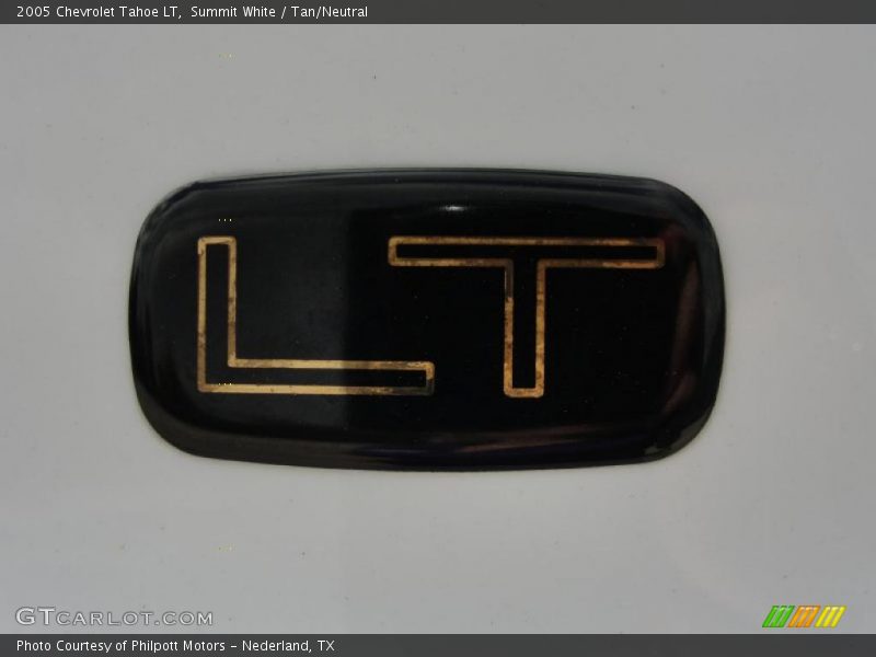 Summit White / Tan/Neutral 2005 Chevrolet Tahoe LT