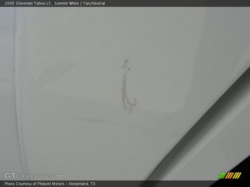 Summit White / Tan/Neutral 2005 Chevrolet Tahoe LT