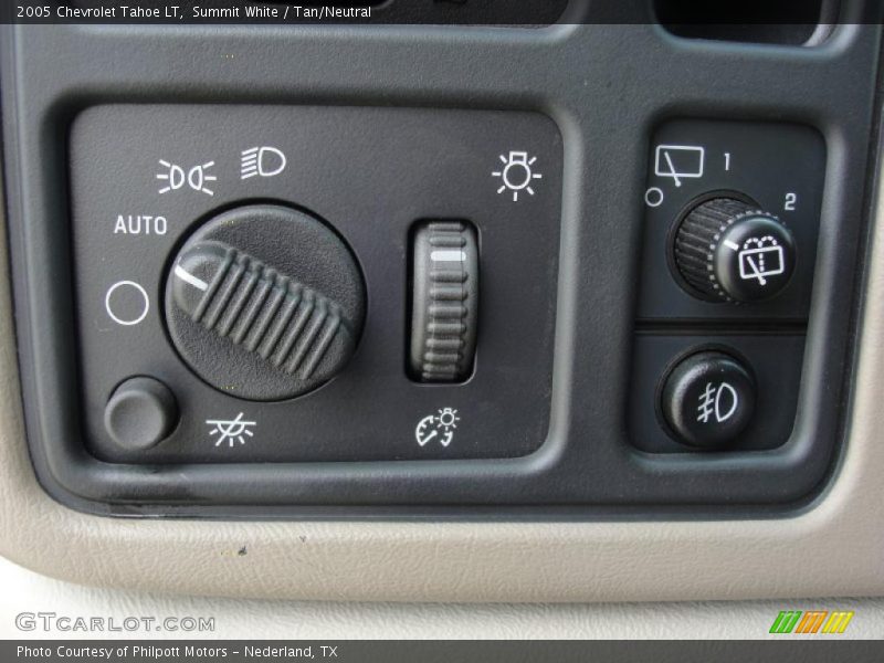 Summit White / Tan/Neutral 2005 Chevrolet Tahoe LT