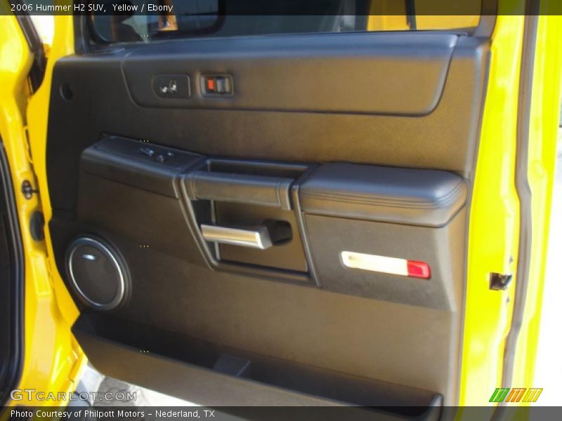 Door Panel of 2006 H2 SUV