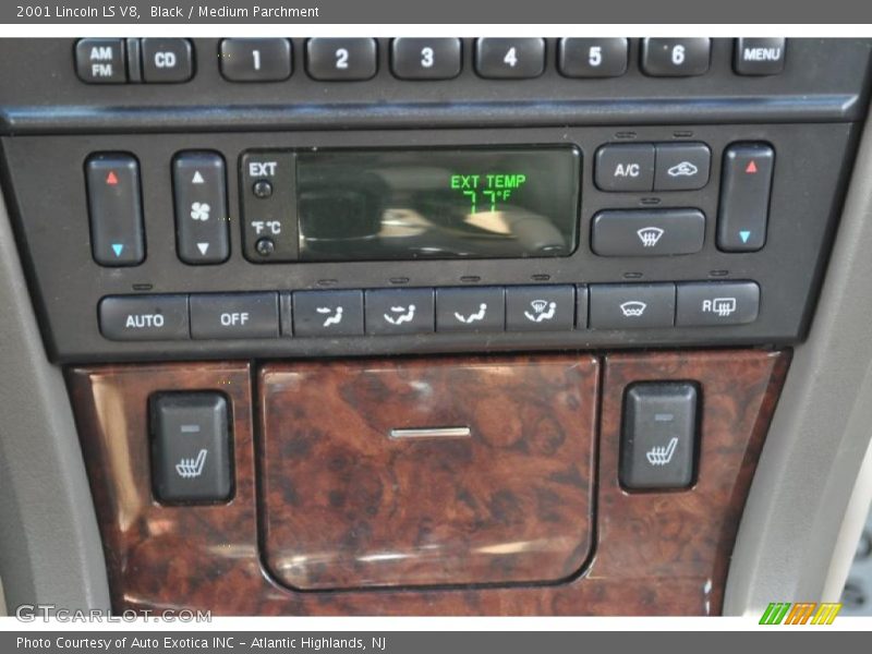 Controls of 2001 LS V8