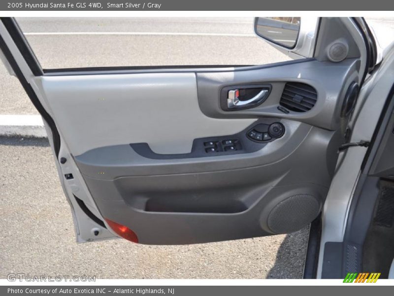 Smart Silver / Gray 2005 Hyundai Santa Fe GLS 4WD