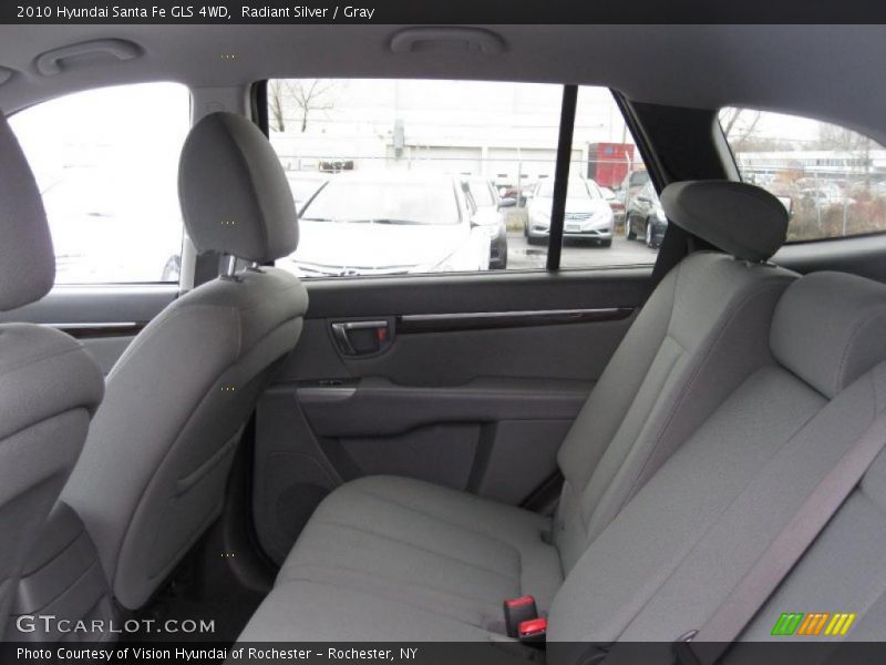 Radiant Silver / Gray 2010 Hyundai Santa Fe GLS 4WD