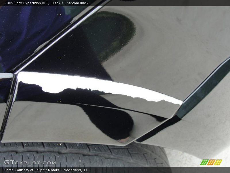 Black / Charcoal Black 2009 Ford Expedition XLT
