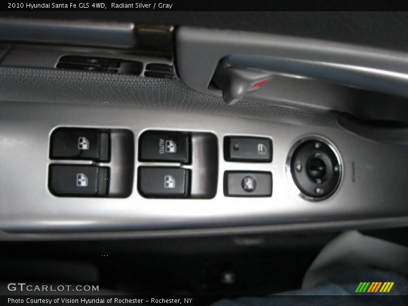 Radiant Silver / Gray 2010 Hyundai Santa Fe GLS 4WD