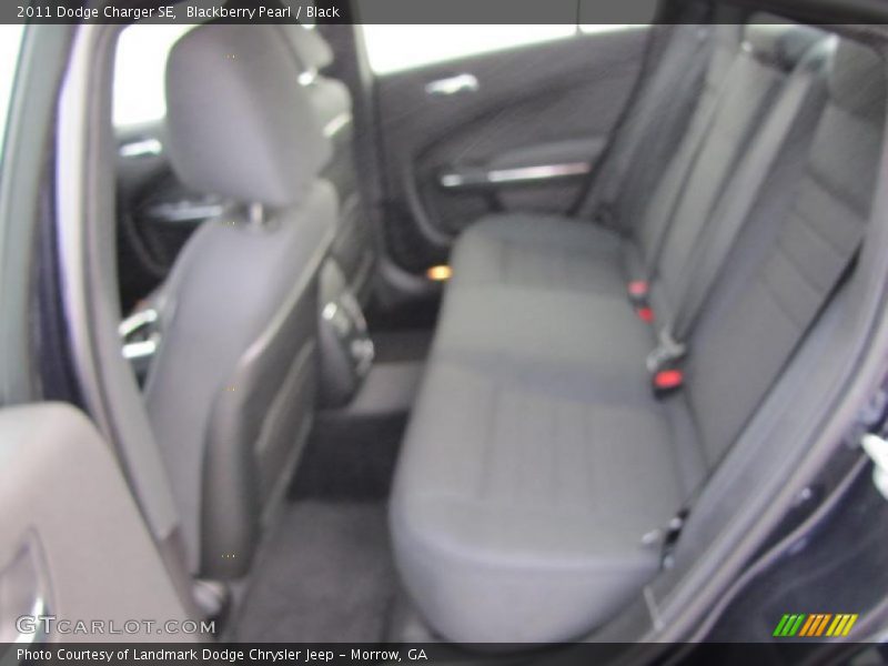 Blackberry Pearl / Black 2011 Dodge Charger SE