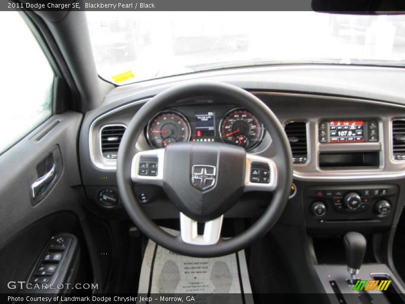 Blackberry Pearl / Black 2011 Dodge Charger SE