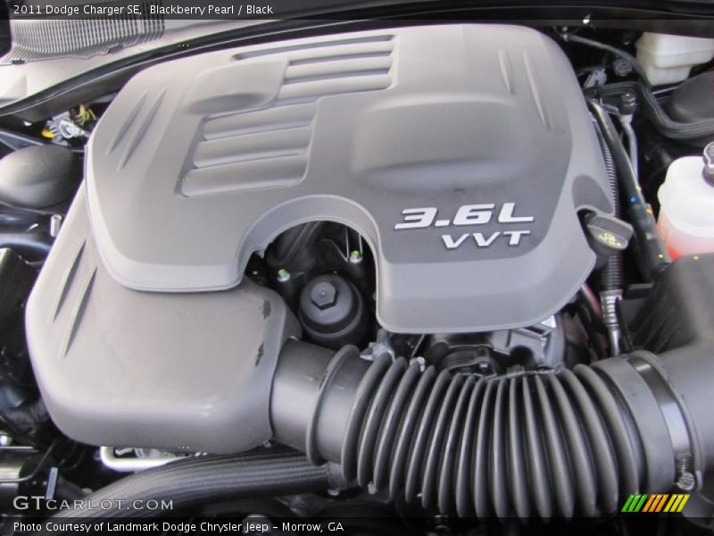 Blackberry Pearl / Black 2011 Dodge Charger SE