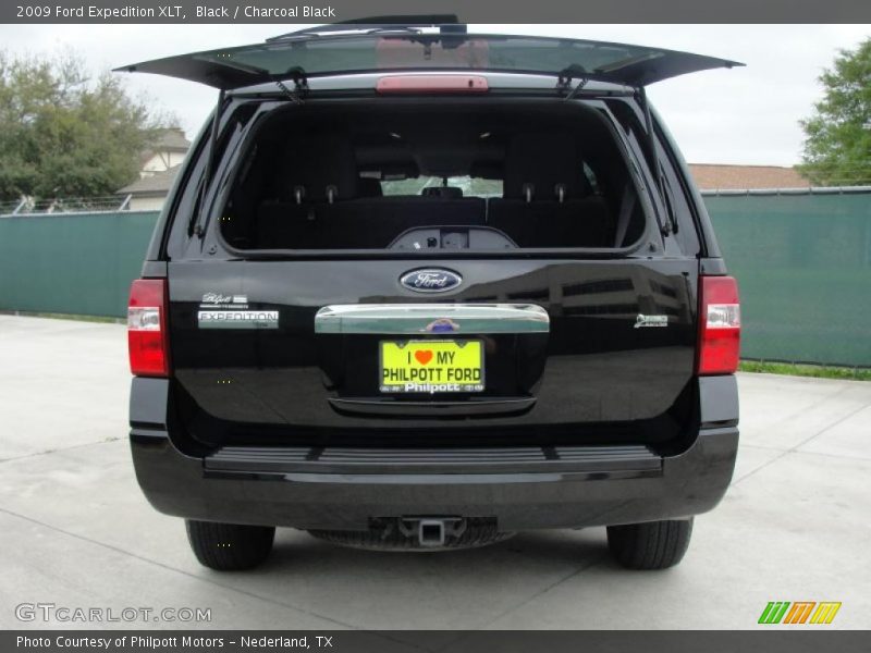 Black / Charcoal Black 2009 Ford Expedition XLT